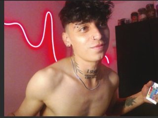 ALEJO_GREYX