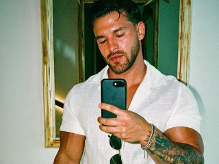 Adonis6969