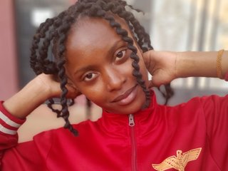 Alaine_dee