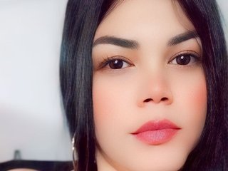 Alejandra_Dom