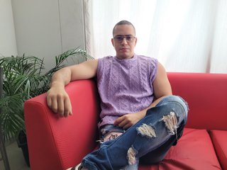 Alex_Deluxe