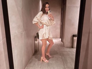 Alexa_Squirt