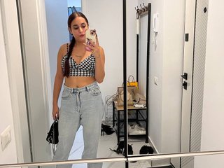 AlinaFoxx