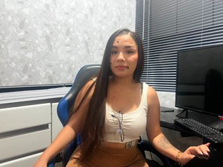 AngellyTompson