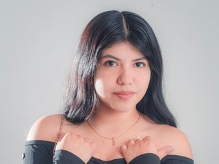AnnieBolton23
