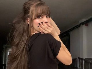 Anny_Bloom