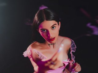 AprilJonnes18