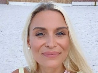 AriaAustinn