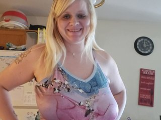 BlondBombXX