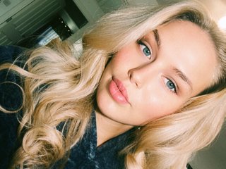 BlondeBelleXo