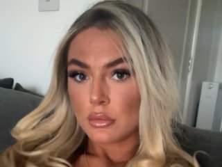 Blondieee22