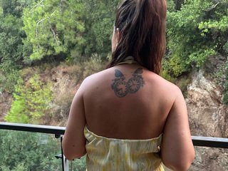 Bonny_Brunette