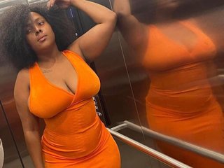 BustyGoddessx28