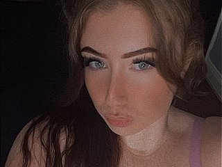Bustybella255