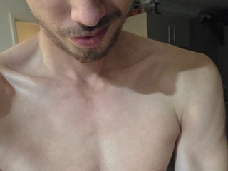 Bustyteenager777