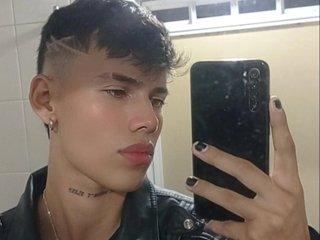 Cameron_Mills