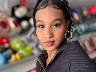 Canddyhot18