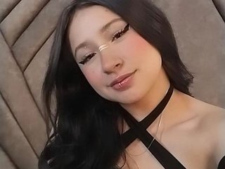Chloe_Gibson
