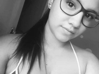 Cloe_Smith28