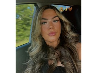 CurvyChloexx