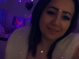 Curvy_BaileyyXx