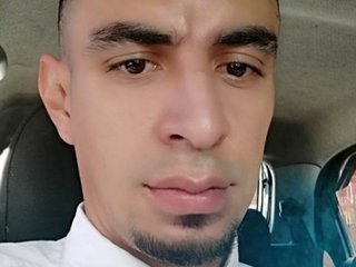 Damian_Bores