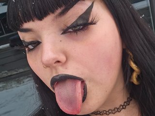 DaniValentine25