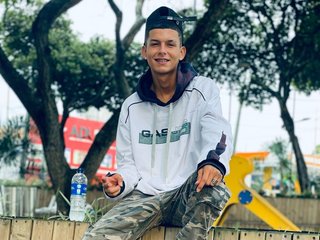 Dereck_bigcock