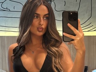 Dolly_xox