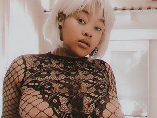 EXCLUSIVEBOOBIES