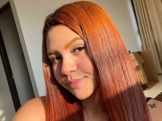 Elly_Adams