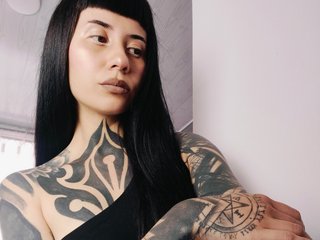 Emilia29