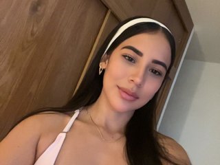 Emy_bitonyy