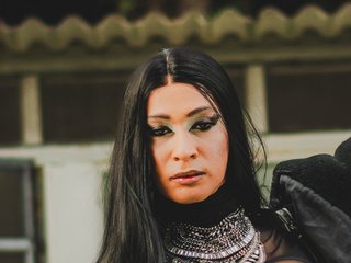 EsmeraldaLipss1