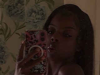 Freakyava