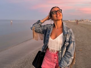 Gattina1990 – webcam model profile photo