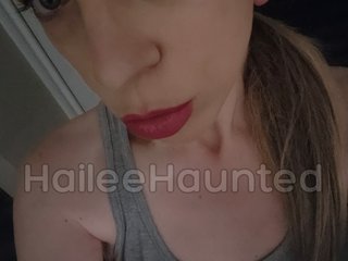 HaileeAtHome