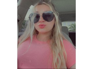 Hatgirl69
