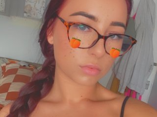 HerRedToezX