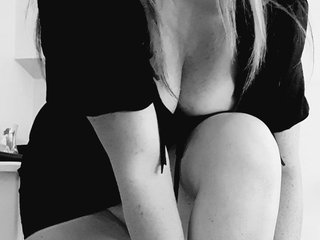 Honeybum88 room chat