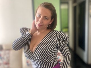 JuanitaAngelLat