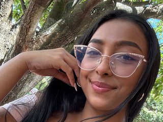 Katty_Brunette7