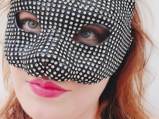 KurvyKittyKatt