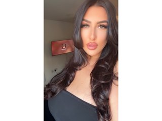 LaceylouuXO