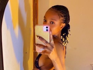 LilyMinaj