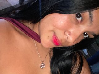 LinaSmall