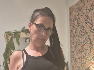 LovelyLiz80