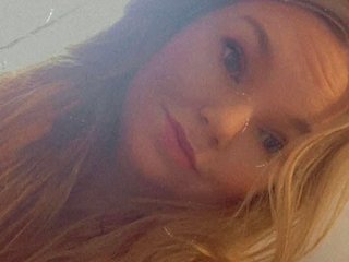 Luscious_Lily_UK