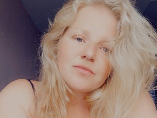 MILFSHAKES
