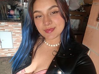 Mia_Isabella_A20